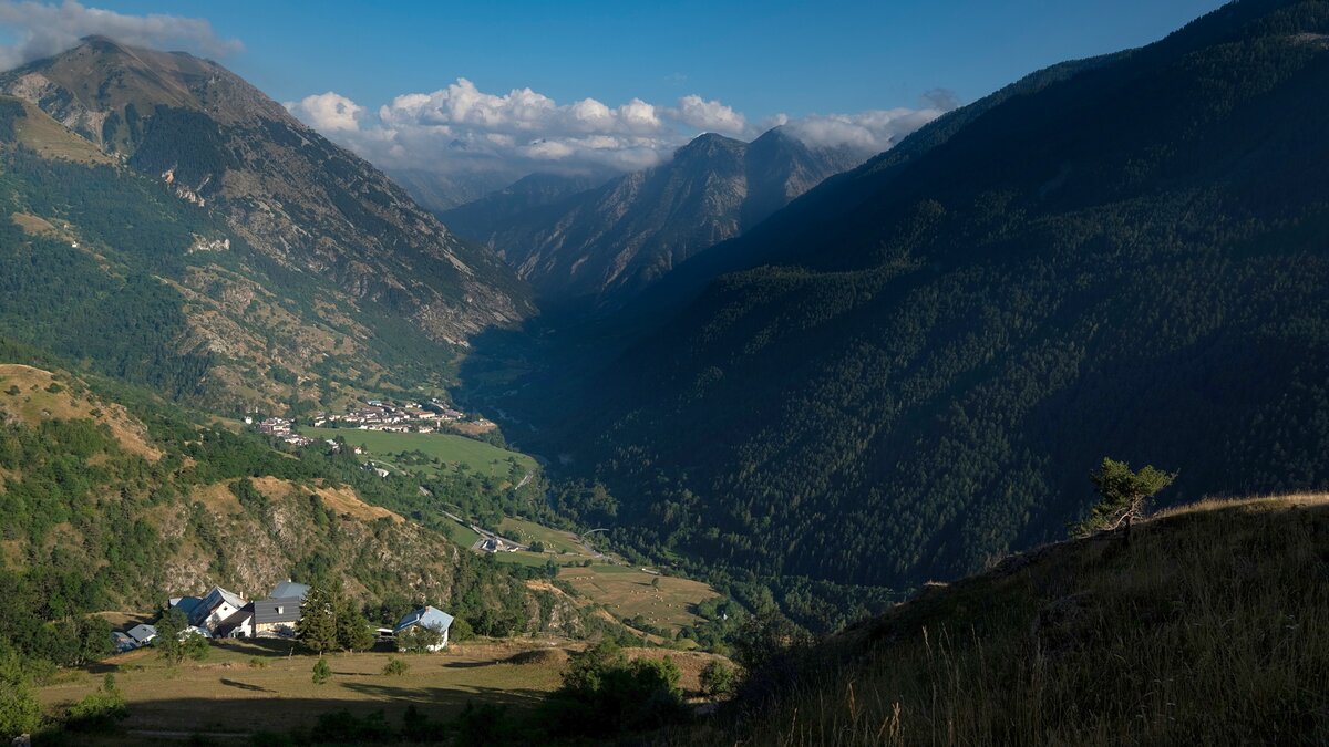 La Valle Stura all'altezza di Sambuco