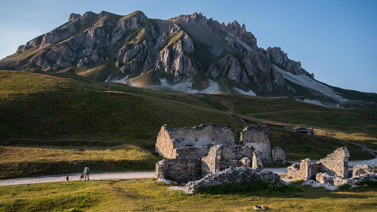 Ricoveri ex militari al Colle della Bandia